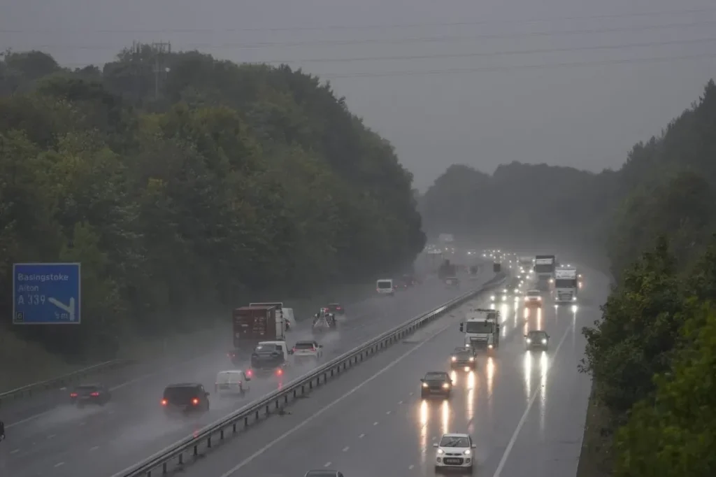 How to drive safely in bad weather in aldershot