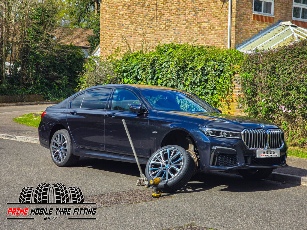 Mobile tyre fitter in Woking