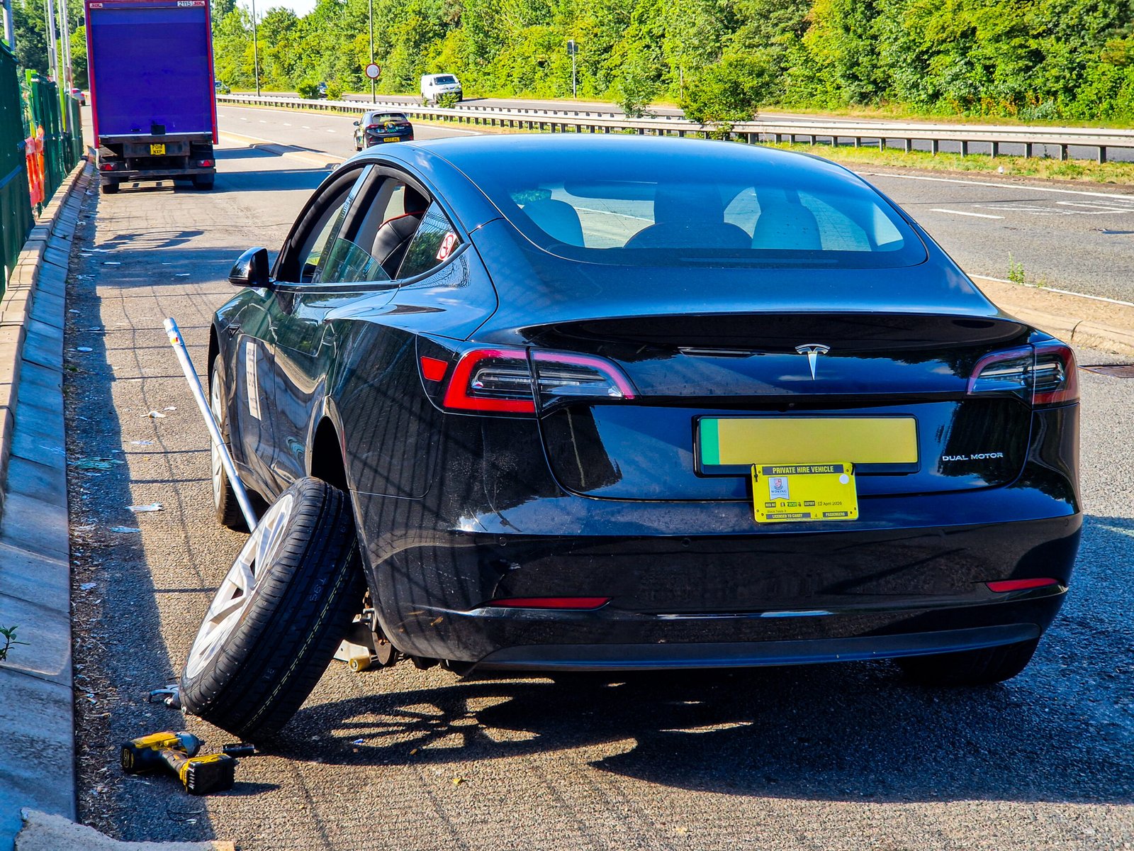 Why Electric Car Tyres Need Extra Attention